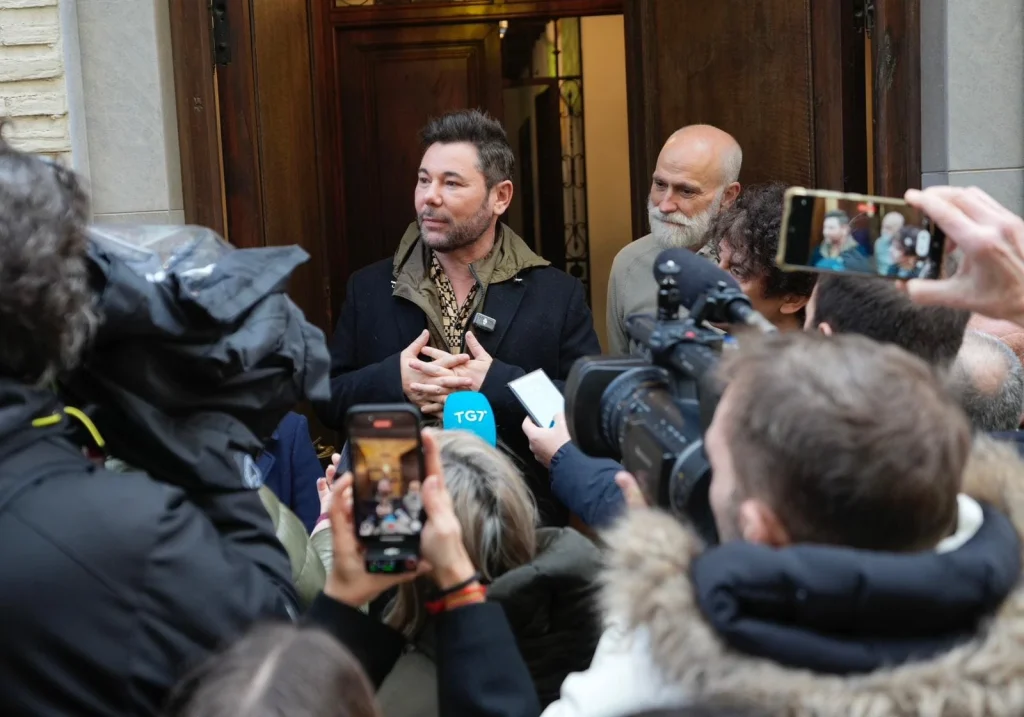 placa ccfg antiguo ateneo granada gongora 04