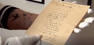 El poema inédito de García Lorca "Canta el reloj..." sostenido por Miguel Poveda